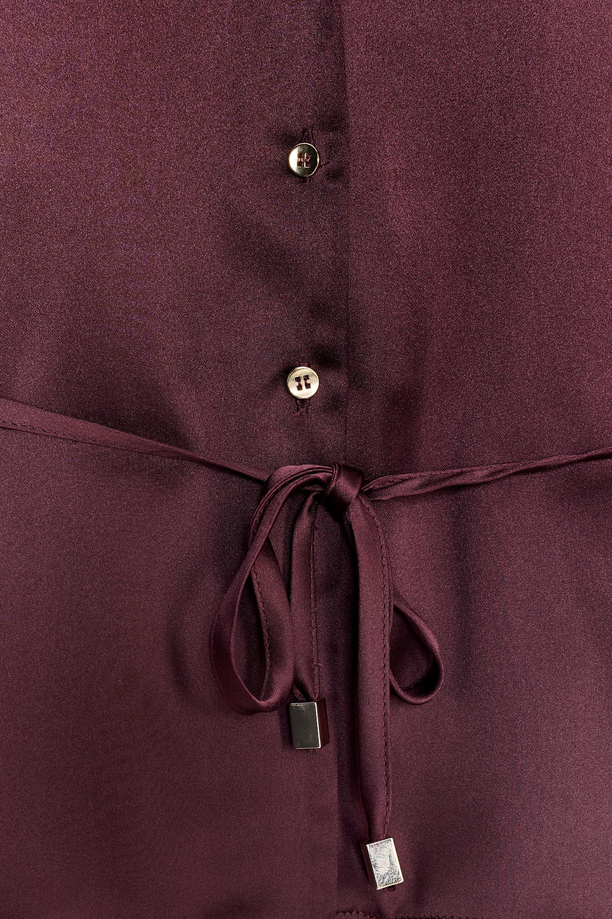 BELTED SATIN EFFECT SHIRT